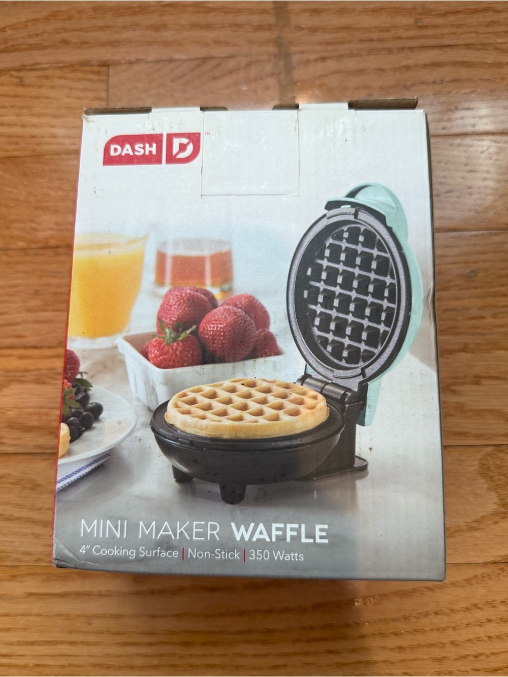 Dash Mini Waffle Maker 4" Non-Stick